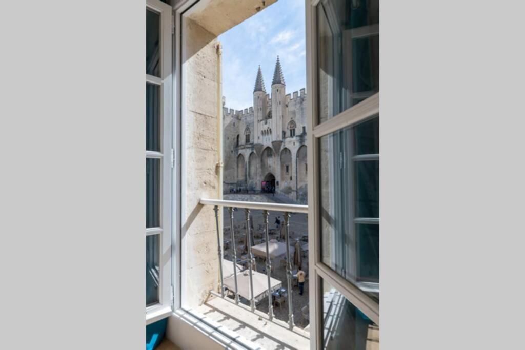 Bien D'Exception En Face Du Palais Des Papes Apartment Avignon Bagian luar foto