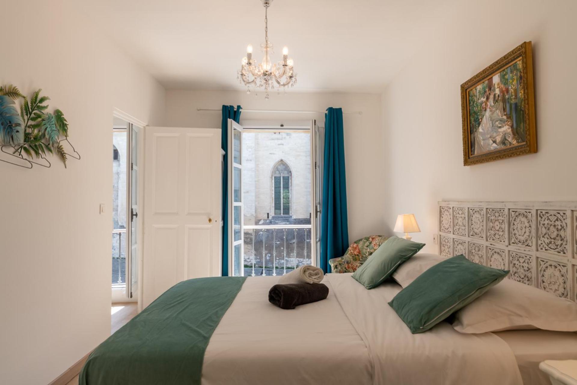 Bien D'Exception En Face Du Palais Des Papes Apartment Avignon Bagian luar foto