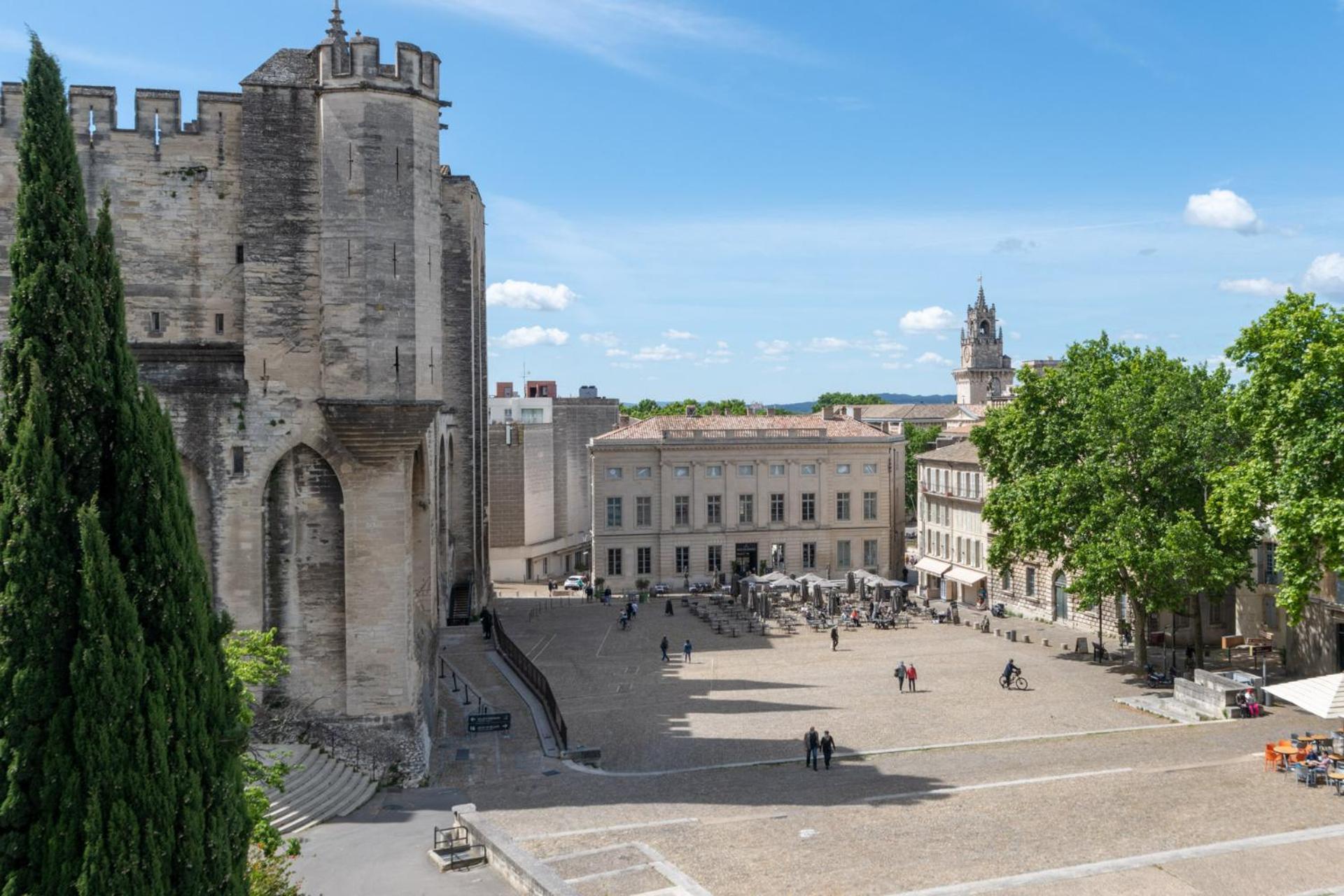 Bien D'Exception En Face Du Palais Des Papes Apartment Avignon Bagian luar foto